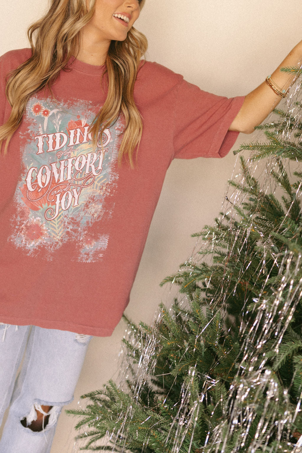 Comfort and Joy Tee – Chaudoin Creations