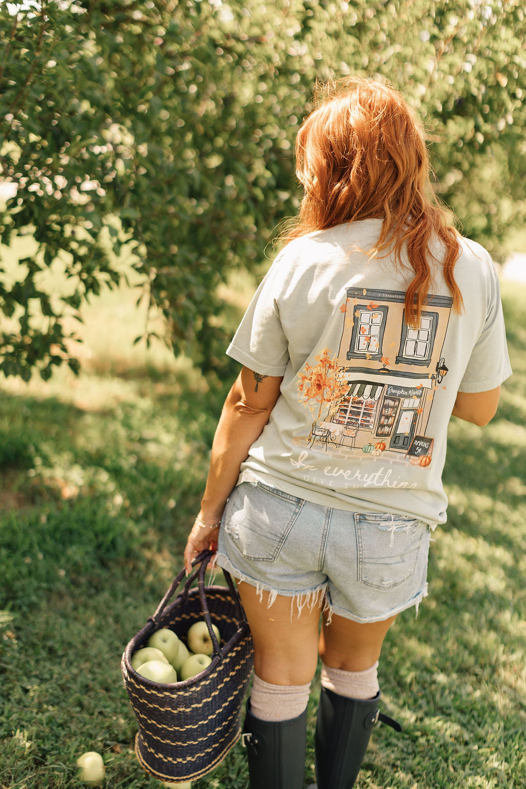 Pumpkin Market Graphic Tee