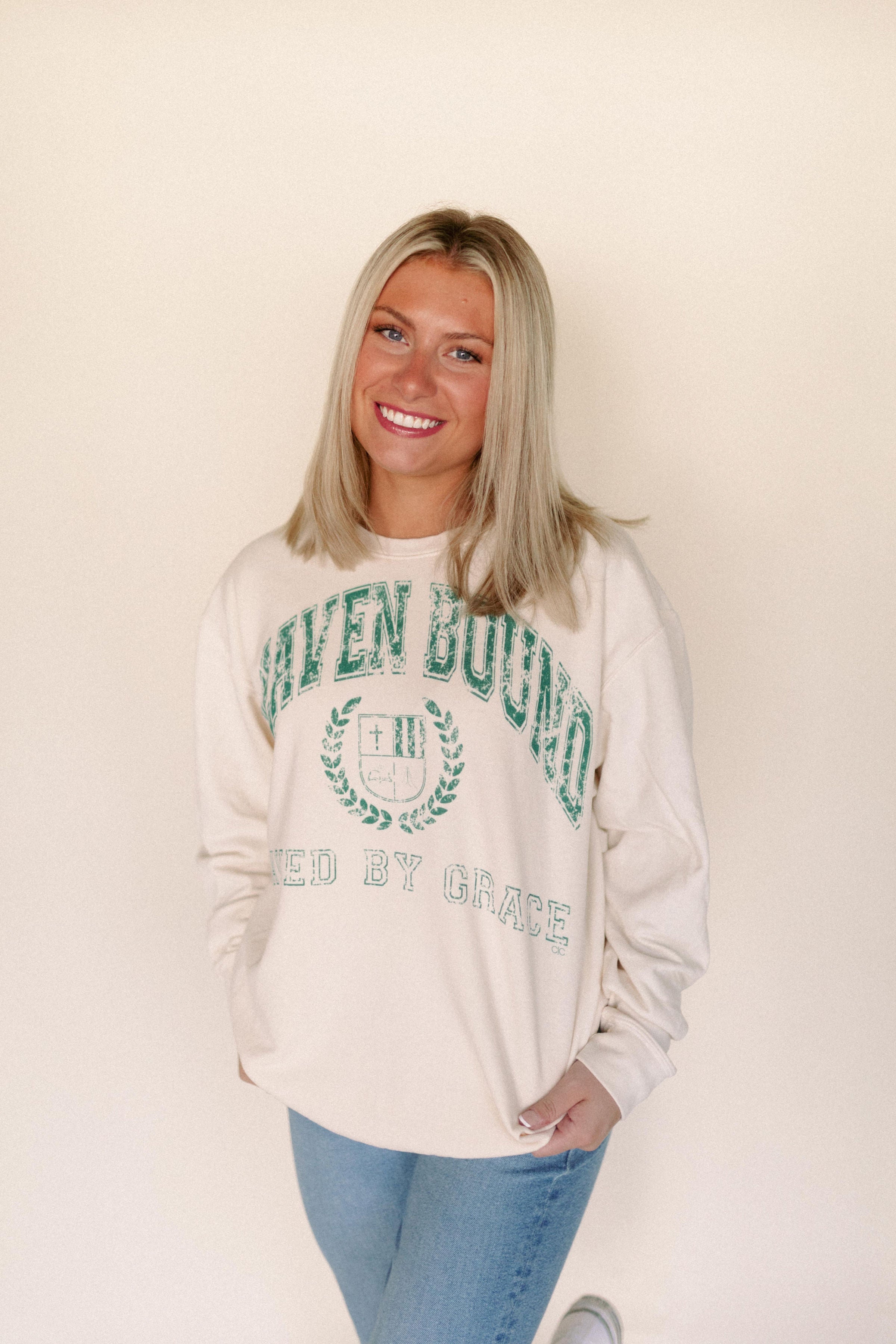 Bound sweatshirt online